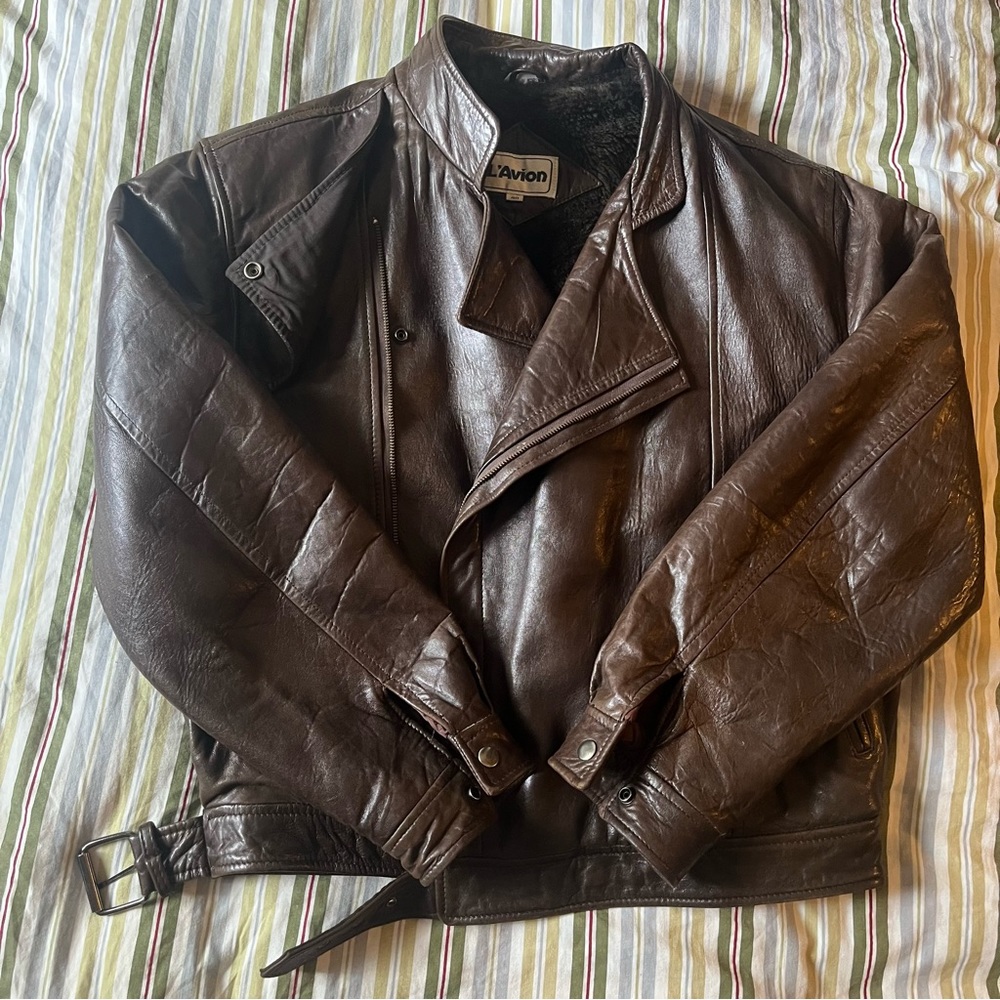 VINTAGE L’AVION FRENCH FLUFFY LEATHER JACKET WOLF DESIGN STITCHED ON BACK